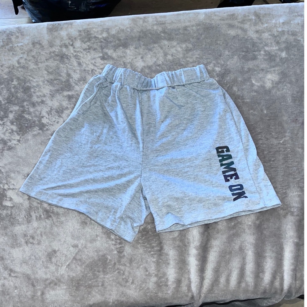 SHEIN Kids Boys Heather Gray Game On Graphic Athletic Shorts Size 7Y